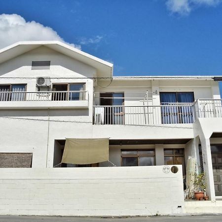 Guesthouse Asibina Ishigaki  Esterno foto