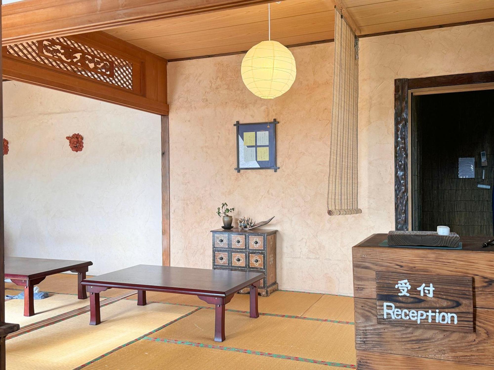 Guesthouse Asibina Ishigaki  Esterno foto