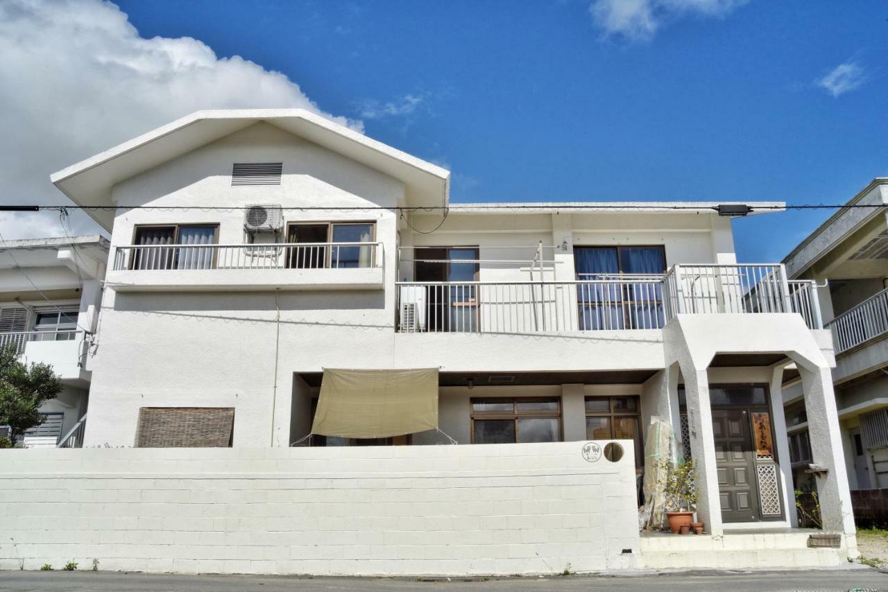 Guesthouse Asibina Ishigaki  Esterno foto